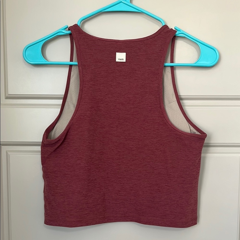 Vuori pose ploy tank Red Crop Fitted Tank Top - Picture 3 of 3
